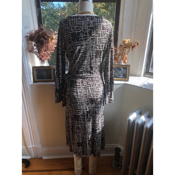 Ann Taylor-Bamboo Print Wrap Dress - Picture 5 of 6